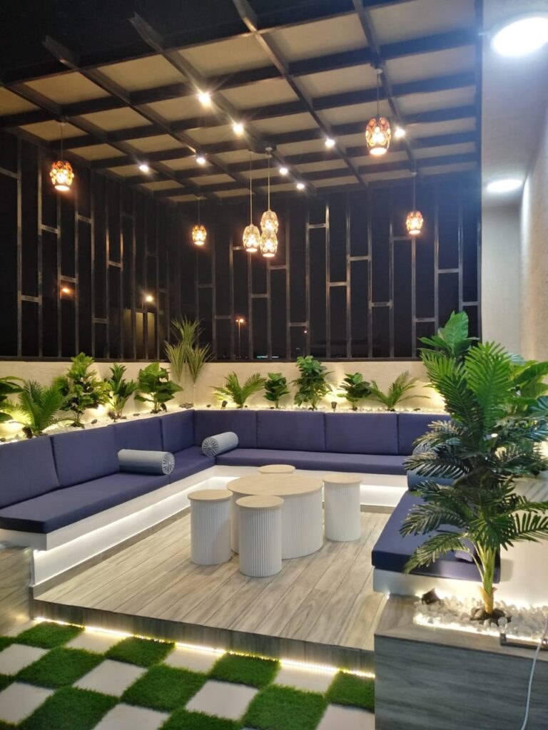 مظلات وجلسات خارجيه